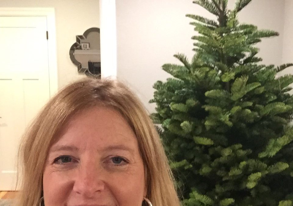A Christmas Tree And Me: Solo Shopping